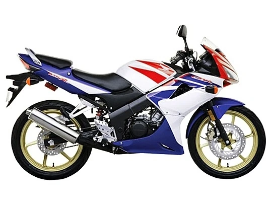 HONDA CBR 125  - TOP 10 motocykli 125 ccm do 10 tys w 2024 roku